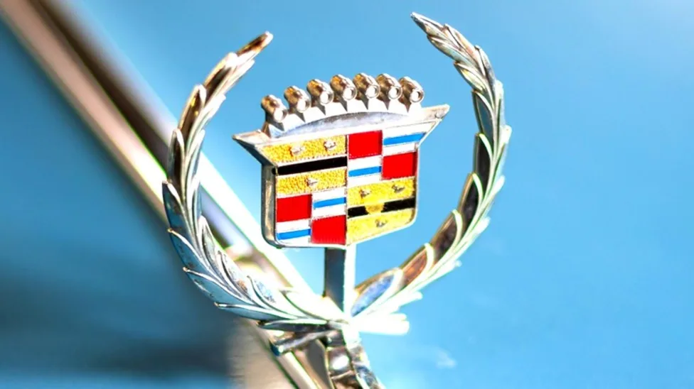 Alasan Cadillac Hilangkan Burung Legendaris dari Logo Klasiknya