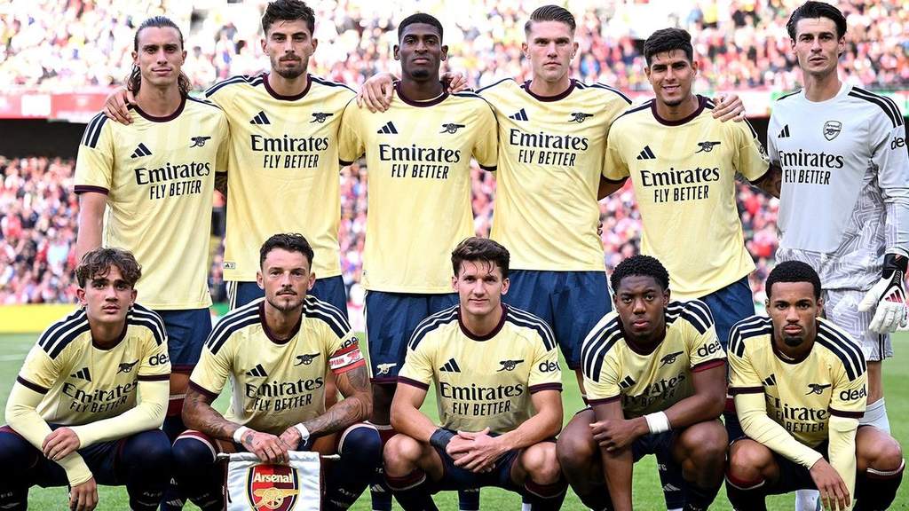 Arsenal s'incline face au Real Betis et subit les foudres des fans