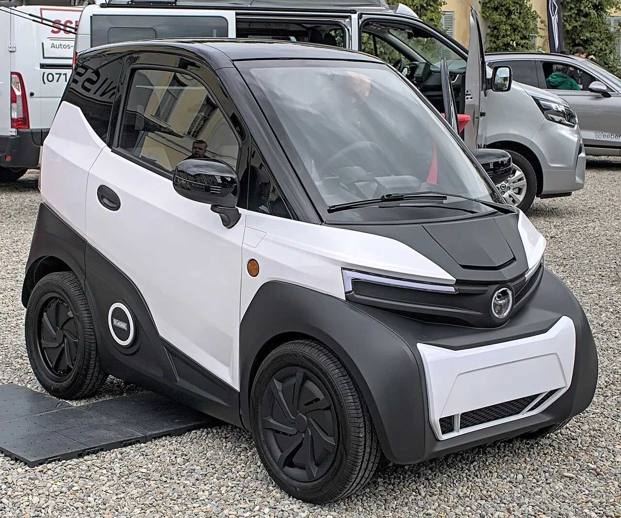 Acciona Mobility launches Silence S04 electric microcar with swappable batteries for urban commuters