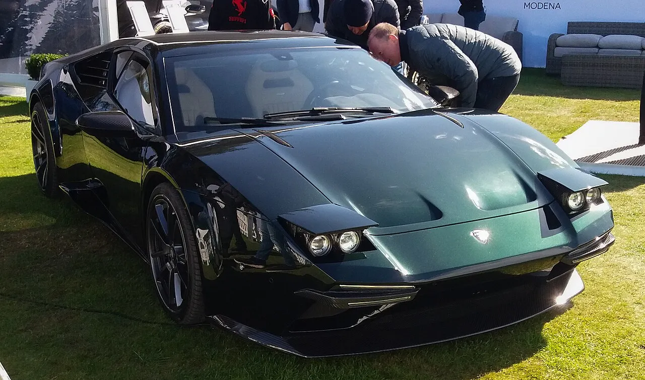 Ares Design Project1 revives the classic De Tomaso Pantera with Lamborghini Huracan performance
