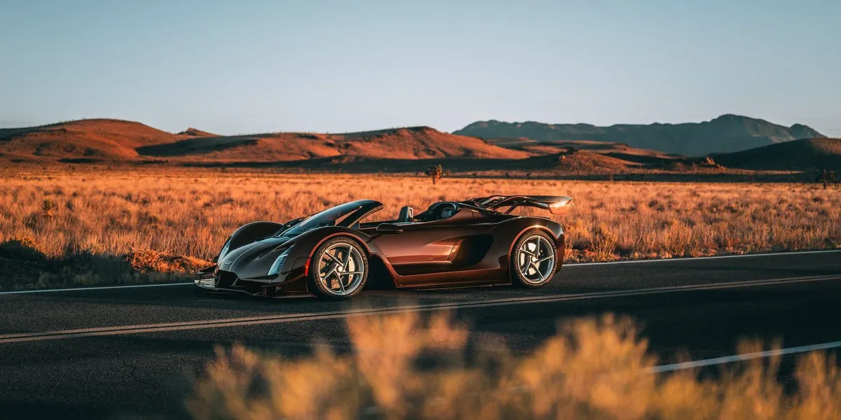 Czinger unveils the open-top 21C Spyder hypercar with 1250 horsepower and advanced 3D-printed components
