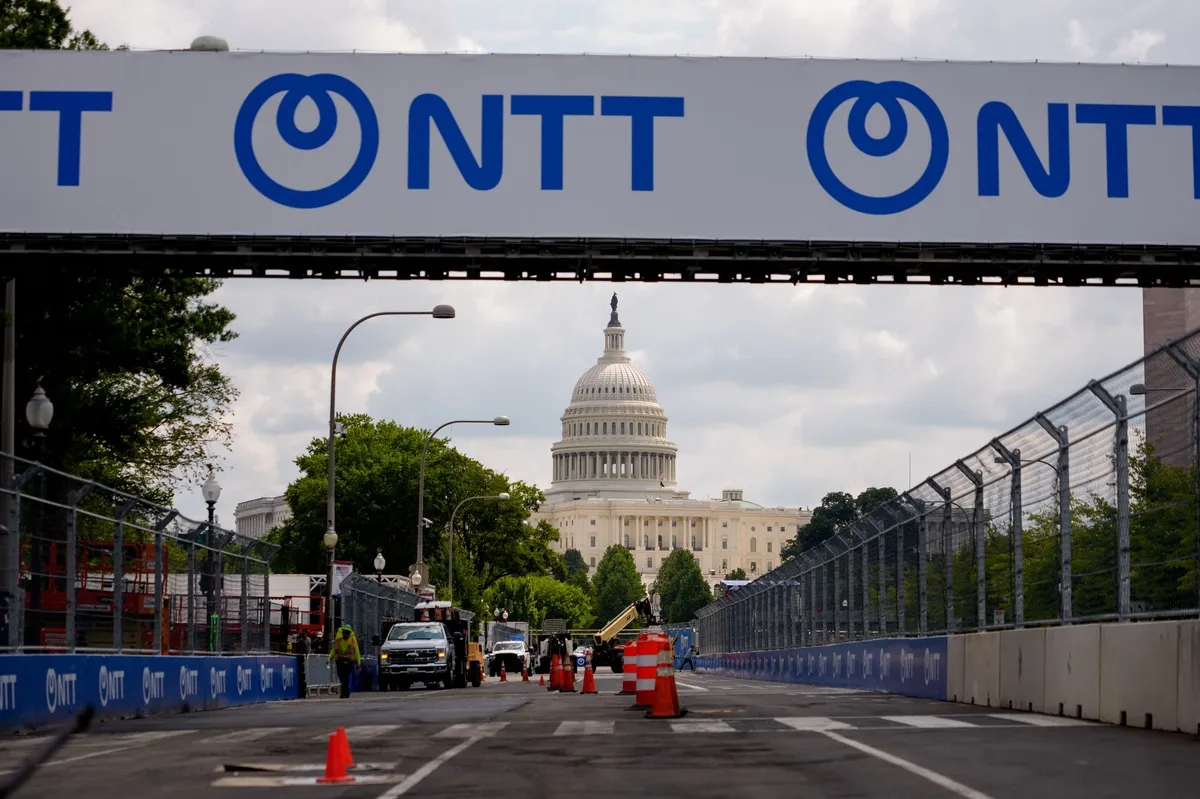 IndyCar Washington D.C. race draws massive crowds and 288000 ticket requests on the National Mall