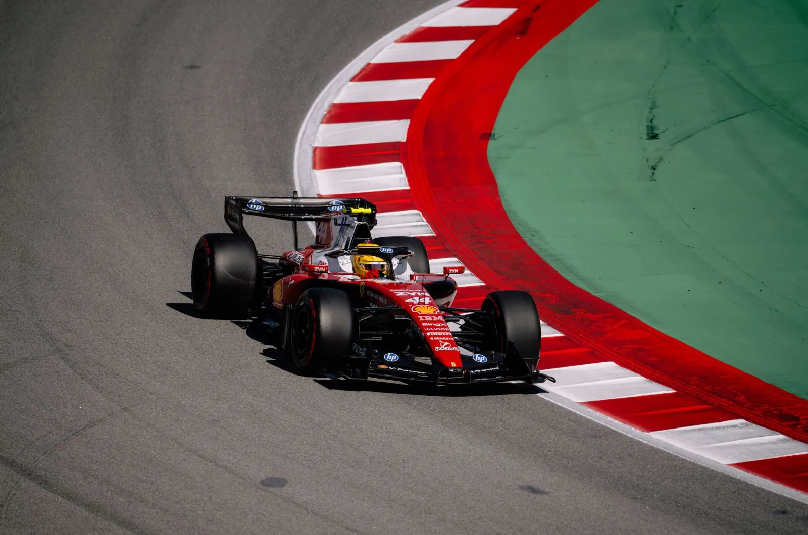 Lewis Hamilton expected to sign a contract extension with Ferrari through the 2027 season