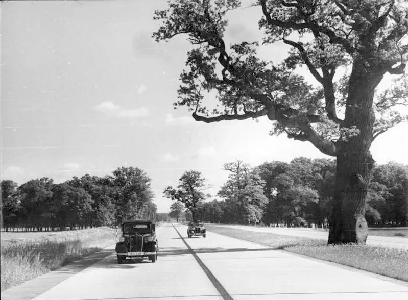 Reichsautobahn construction under Nazi Germany reshaped European infrastructure and propaganda