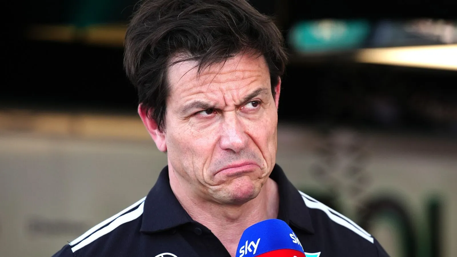 Toto Wolff criticizes team engineers and blue flag system failures at the Hungarian Grand Prix