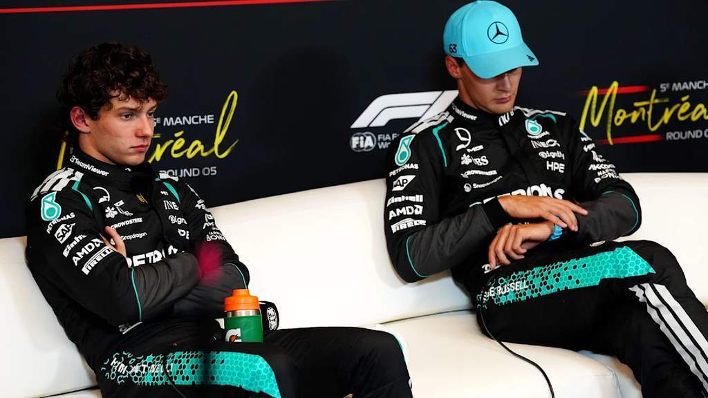 Pembalap Mercedes George Russell saat beraksi di sirkuit Montreal Kanada