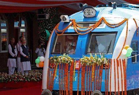 India Luncurkan Kereta Hidrogen Pertama Demi Transportasi Hijau