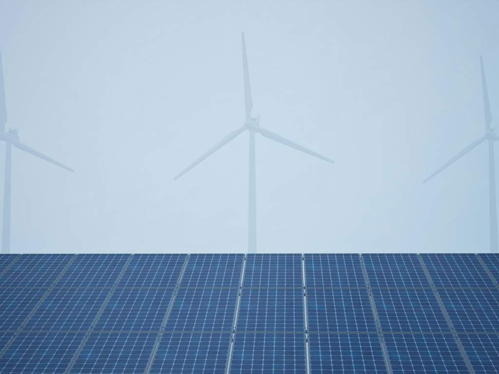 India Wajibkan Baterai Penyimpan Energi di Proyek Surya dan Bayu