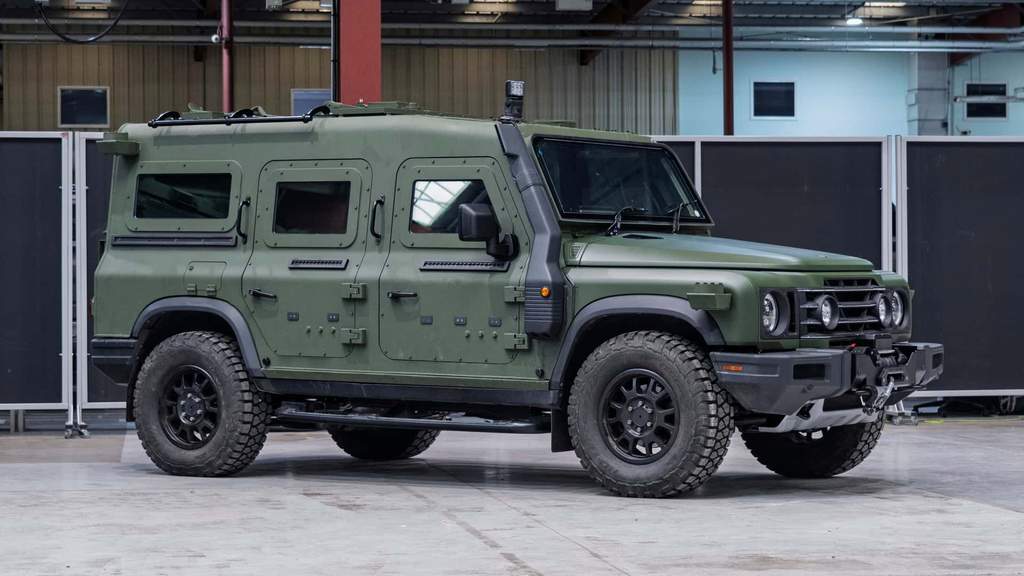 Ineos Grenadier Enhanced Protection Vehicle tampil dengan balutan lapis baja tangguh.