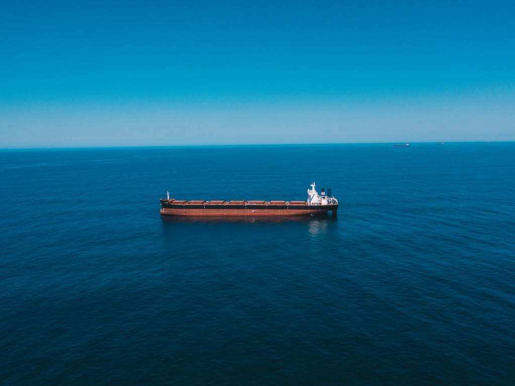 Kilang Minyak China Bayar Premi Rekor untuk Minyak Rusia ESPO