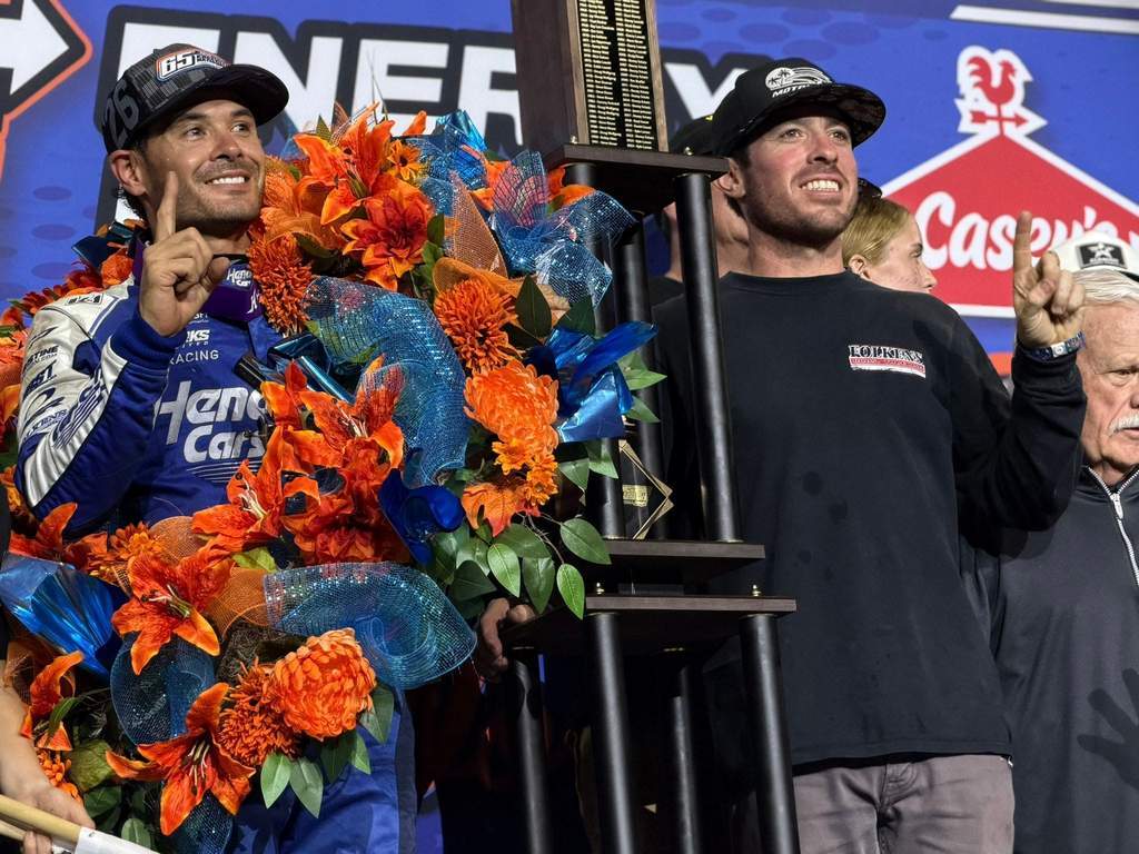 Kyle Larson Secures Stunning Knoxville Nationals Victory