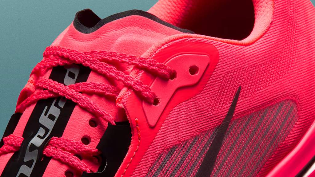 Nike Rilis Sepatu Lari Pegasus Plus 2 dengan Teknologi Air Zoom