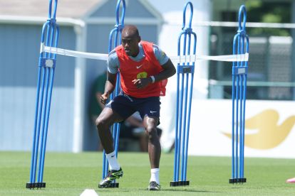 Pep Guardiola Tolak Latih Italia hingga Como Bidik Chalobah