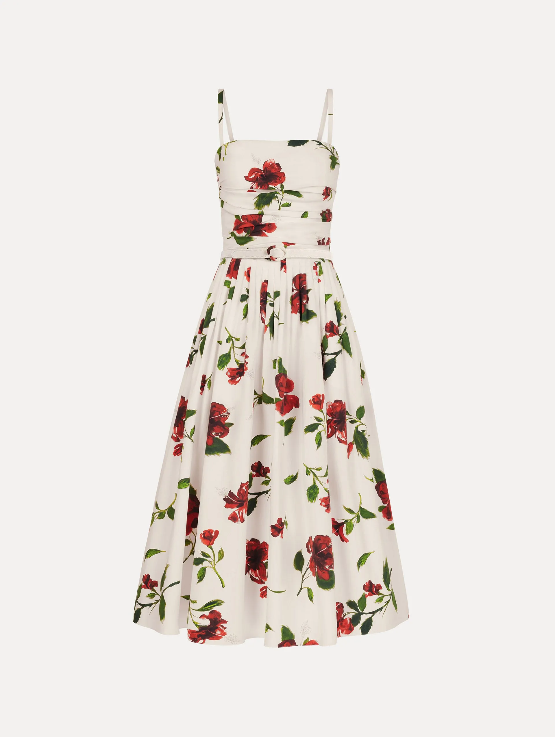 Pesona busana motif floral yang elegan dan anggun untuk gaya musim panas