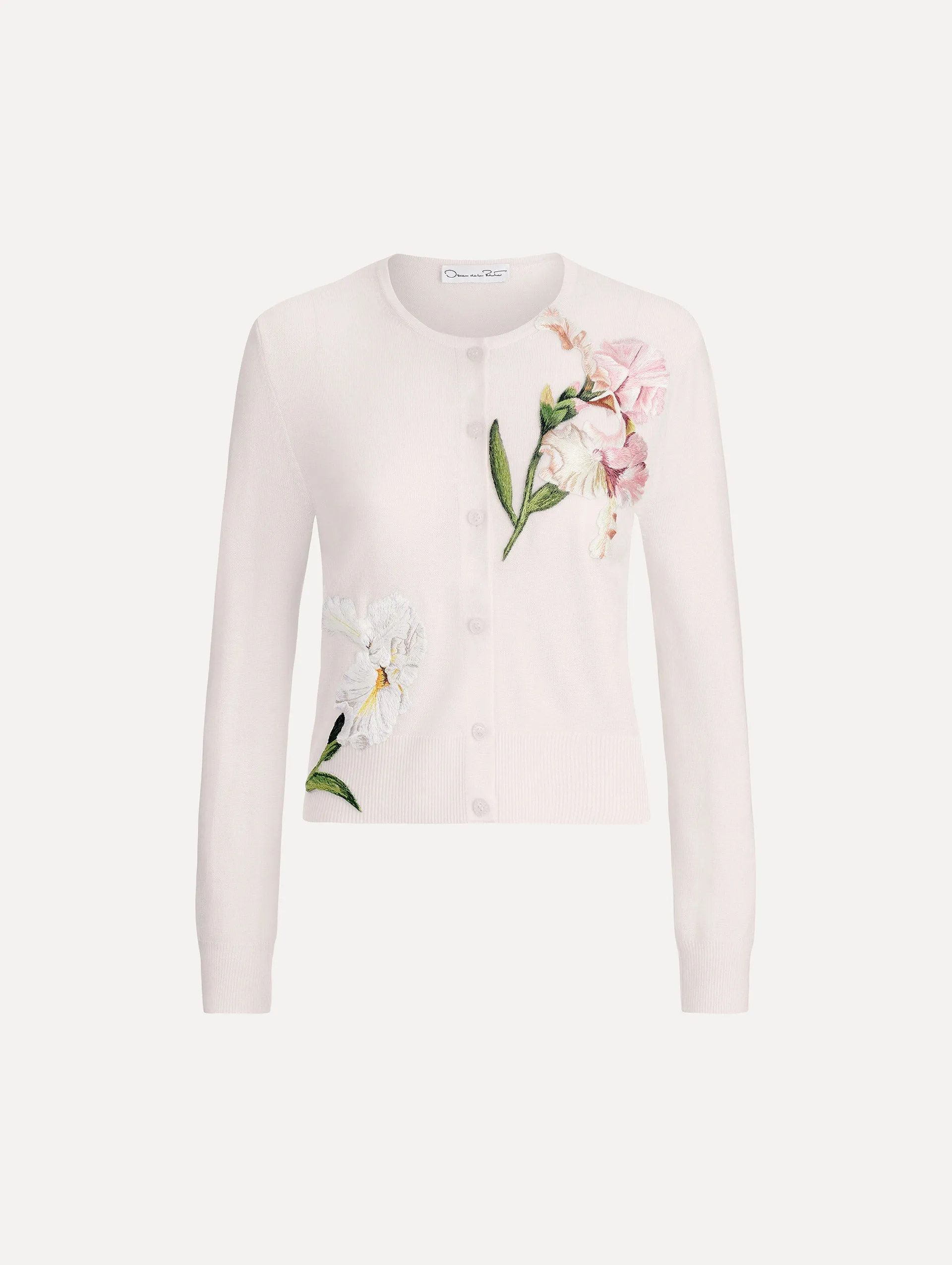 Cardigan rajut dengan detail motif floral yang elegan untuk gaya harian