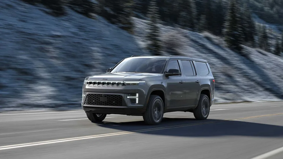 Produksi Jeep Wagoneer EREV Tertunda Enam Bulan