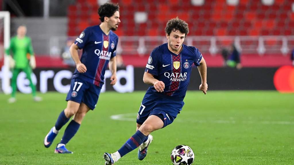 PSG Hadapi Manchester United Tanpa Maghnes Akliouche