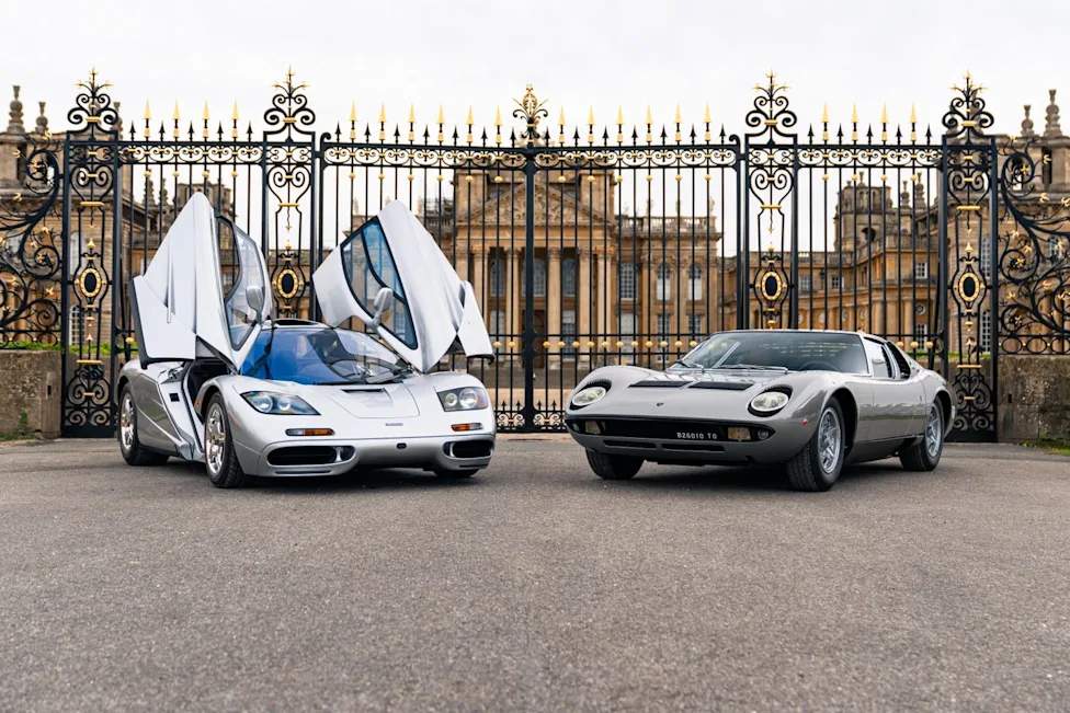 Lamborghini Miura dan McLaren F1 meraih penghargaan Best of Show di ajang Salon Prive.